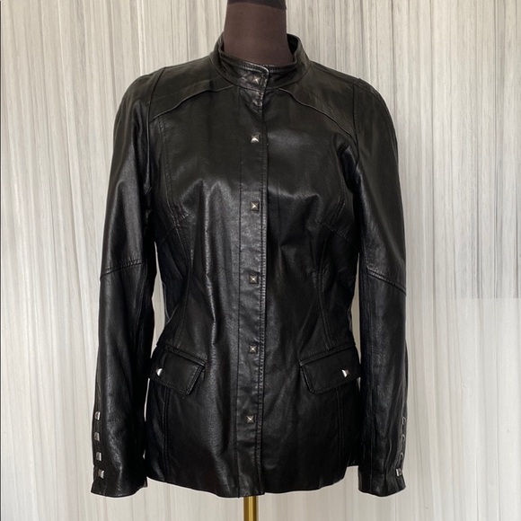 Jackets & Blazers - Danier Black 100% Leather Jacket! Snaps closure. Fully lined EUC!